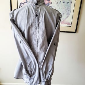 Tranquility Mayhem Gray Button Down Shirt Medium
